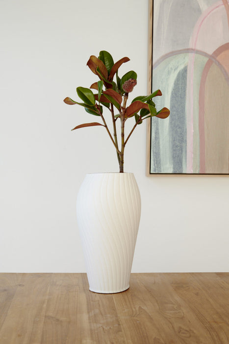 Ruby White Vase 33cm