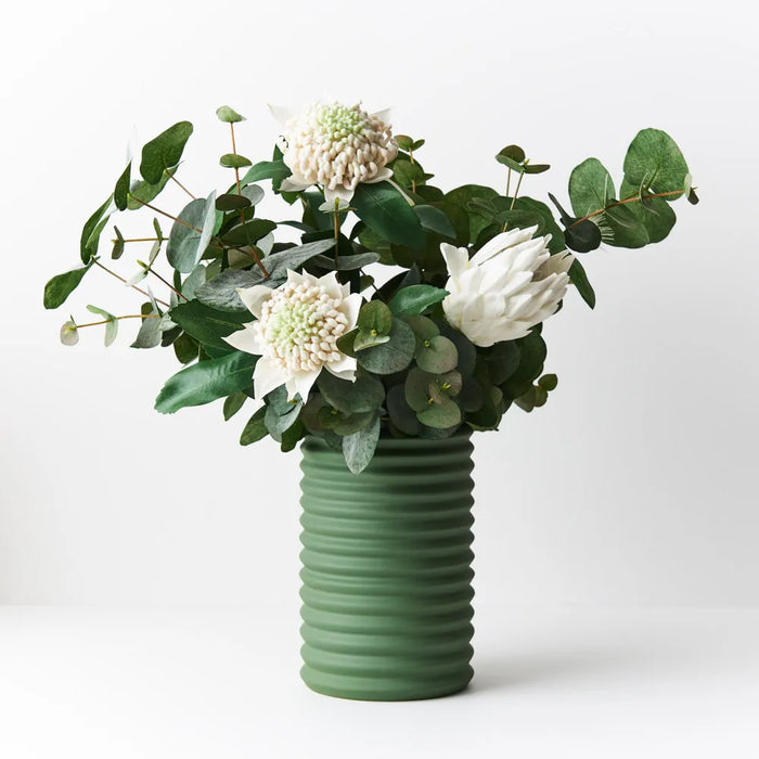 Waratah White 69cm - Pack of 12