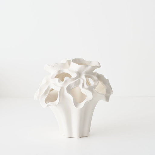 Avenia Vase 27cm White - FLORA DESIGNS