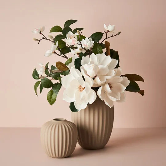 Camellia Leaf Spray Green 61cm - Pack of 24