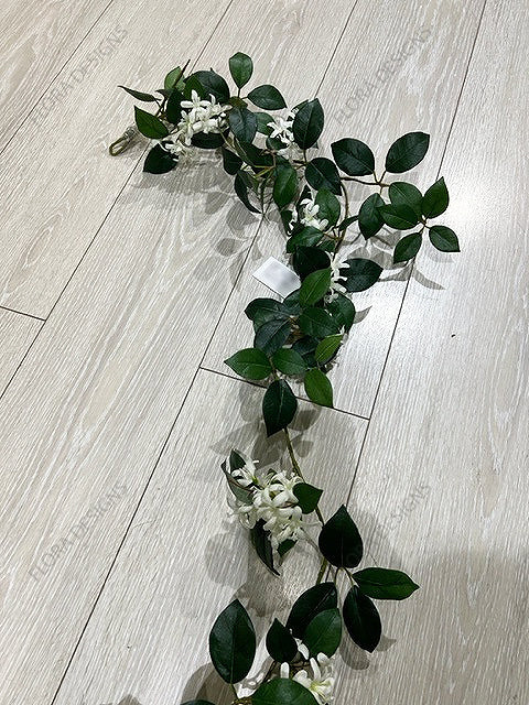Star Jasmine Garland 178cm Cream Pack of 6